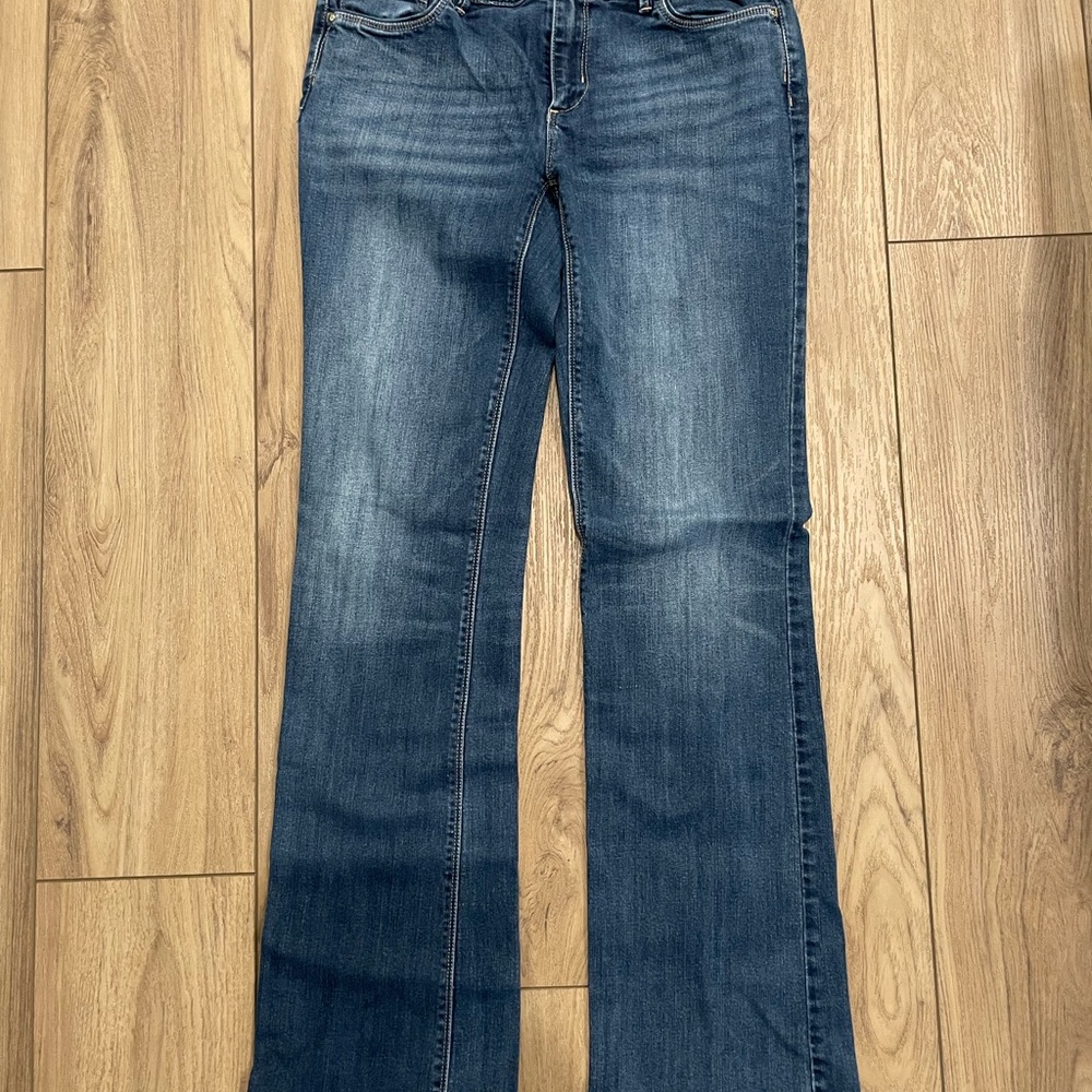 Lot of 3 White House Black Market Women's Blue Boot Cut Jeans - size 6 - Picture 2 of 3